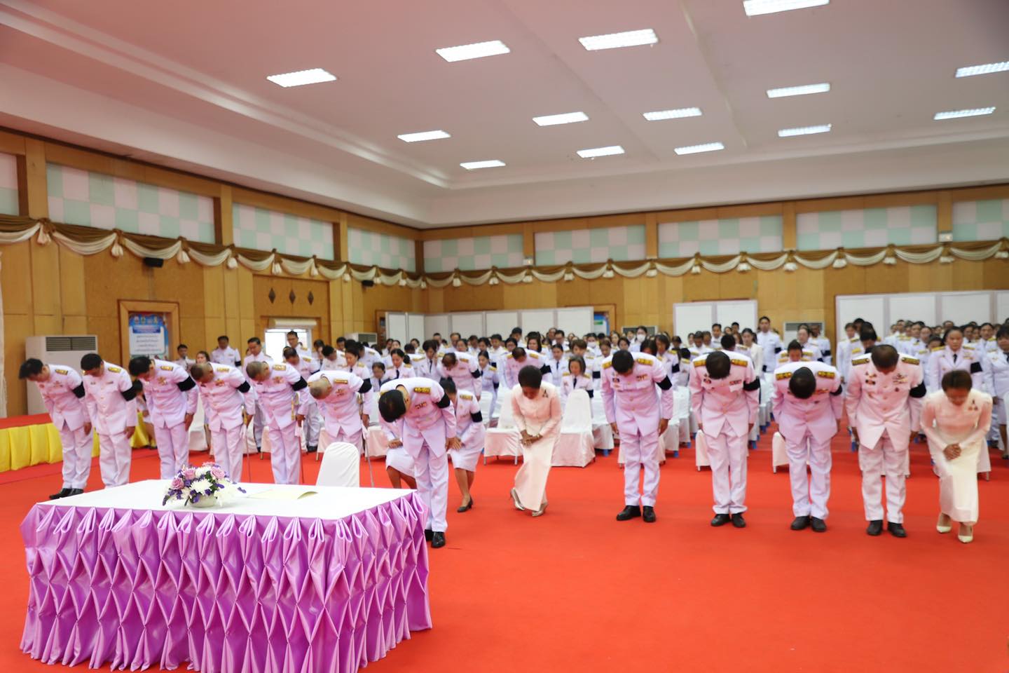 title - ส.ป.ก.ยโสธร ร่วมพิธีเจริญพระพุทธมนต์และทำบุญตักบาตร ถวายพระราชกุศล เนื่องในโอกาสพระราชพิธีมหามงคลเฉลิมพระชนมพรรษา 4 รอบ สมเด็จพระนางเจ้าสุทิดา พัชรสุธาพิมลลักษณ พระบรมราชินี 3 มิถุนายน 2569